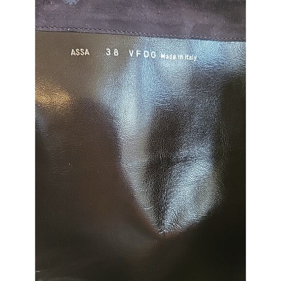 Chocolate suede boots - Picture 12 of 12